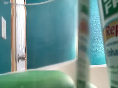 FrankieKentucky online show from 26, 2, 2025