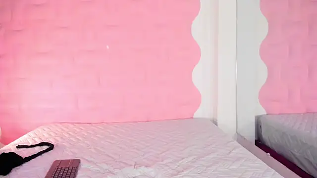 Natasha Nasty2 online show from 5, 11, 2025