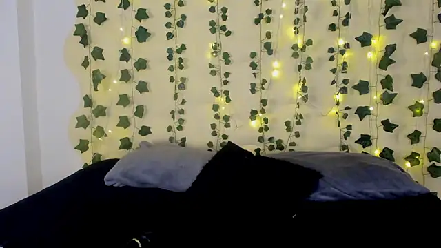 Natasha Nasty2 online show from 4, 2, 2025