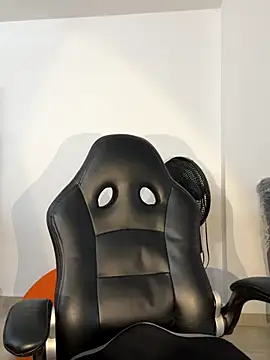 Liissa cute  online show from 4, 11, 2025