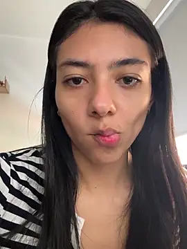 Liissa cute  online show from 1, 2, 2026