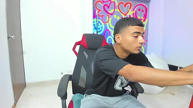 ANGEL NICOLAS online show from 18, 12, 2025