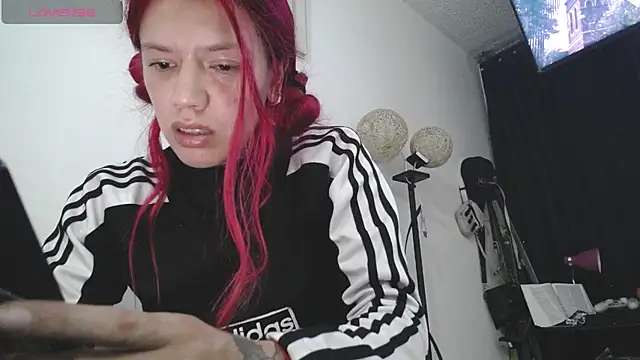 PhiliaShekinah1 online show from 19, 9, 2025