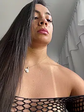 LauraCadwell online show from 5, 11, 2025