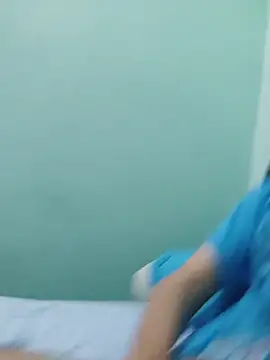 Snapshot of Luisf1267 chatting on 3, 11, 2025 Luisf1267 online show from 3, 11, 2025