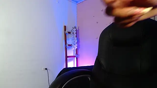 peyton golden1 online show from 27, 9, 2025