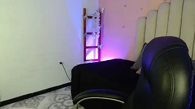 peyton golden1 online show from 10, 10, 2025