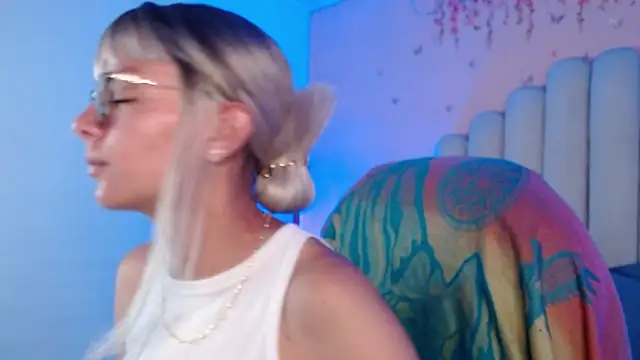 peyton golden1 online show from 22, 9, 2025