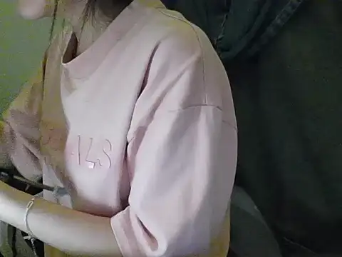 Yin-girl online show from 8, 10, 2025