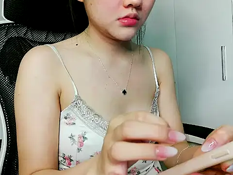 Yin-girl online show from 30, 11, 2025