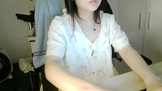 Snapshot of Yin-girl chatting on 28, 2, 2026 Yin-girl online show from 28, 2, 2026