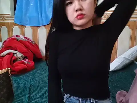 Yin-girl online show from 20, 2, 2025