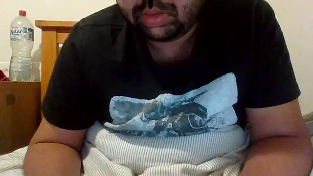Snapshot of whoreboi98 chatting on 23, 5, 2026 whoreboi98 online show from 23, 5, 2026