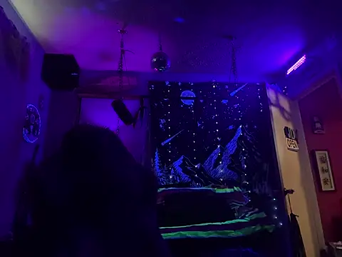 Snapshot of Barry_Indica chatting on 2, 12, 2025 Barry Indica online show from 2, 12, 2025