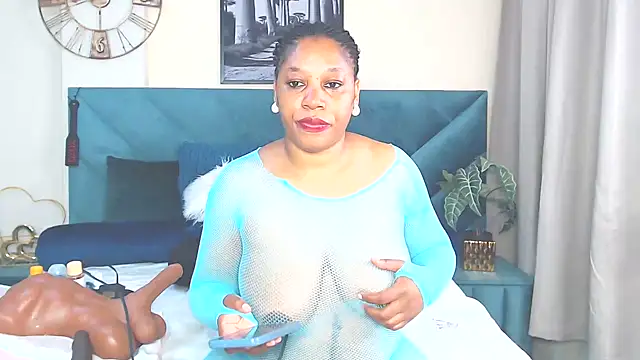 BubbleAngel online show from 28, 10, 2025