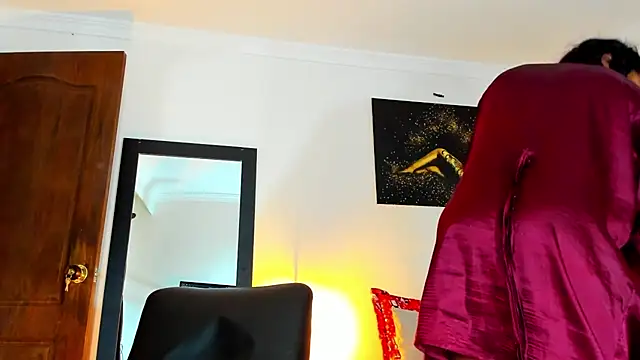 KimberlyBanks2 online show from 7, 1, 2026