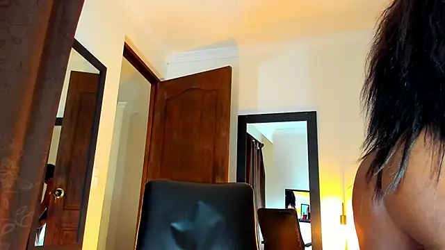 KimberlyBanks2 online show from 18, 9, 2025