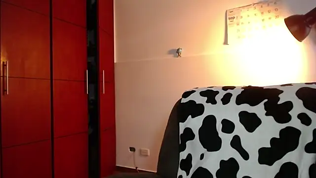 NEXT DOOR GIRL  online show from 25, 9, 2025