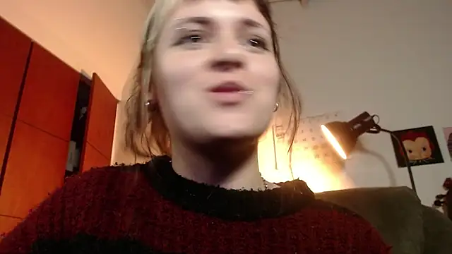 NEXT DOOR GIRL  online show from 9, 10, 2025