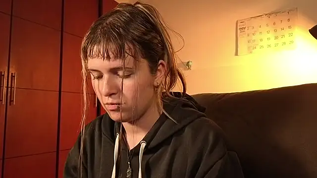 NEXT DOOR GIRL  online show from 21, 11, 2025