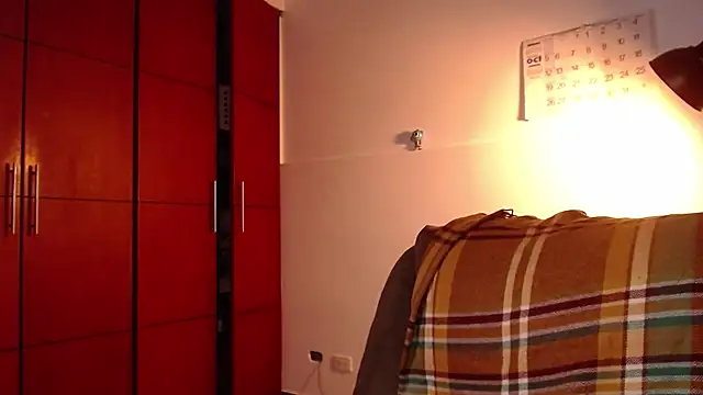 NEXT DOOR GIRL  online show from 30, 10, 2025