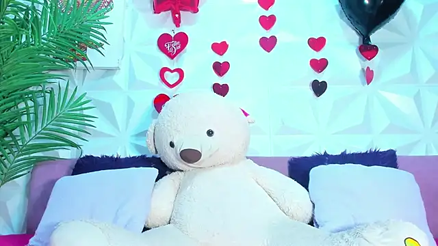 Snapshot of Briyit_Doll chatting on 27, 3, 2026 Briyit Doll online show from 27, 3, 2026