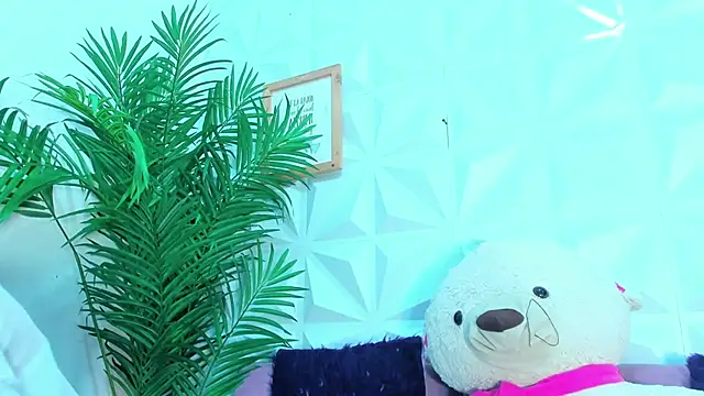 Briyit Doll online show from 1, 10, 2025