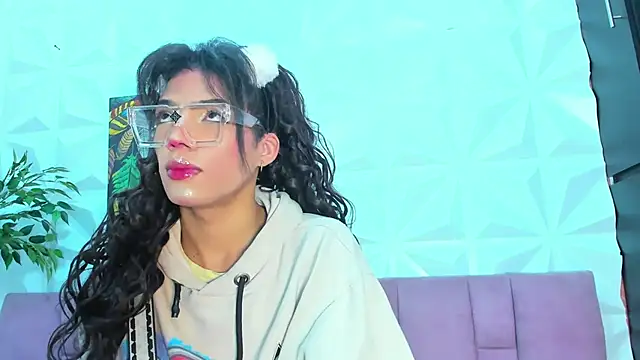 Briyit Doll online show from 15, 2, 2025