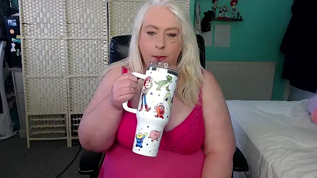 MatureVixen online show from 9, 3, 2025