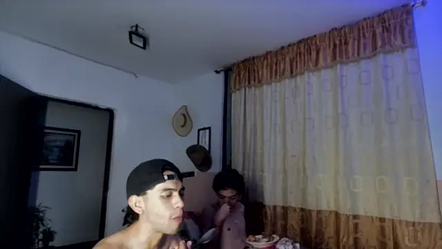 Snapshot of sweet_tippot chatting on 30, 1, 2025 sweet tippot online show from 30, 1, 2025