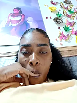 Snapshot of linda-palma chatting on 1, 2, 2026 linda-palma online show from 1, 2, 2026