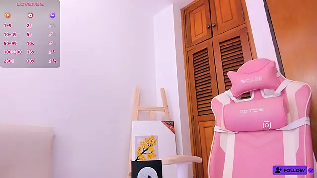 Caro martinezz online show from 4, 3, 2026