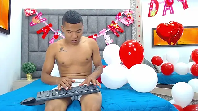 LiamsyAllison online show from 15, 2, 2025