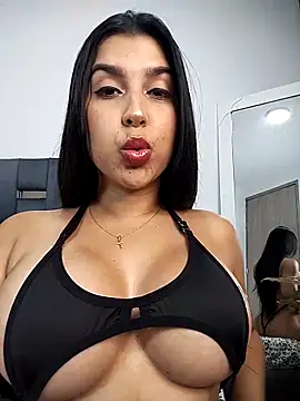 NiaSoler online show from 12, 9, 2025