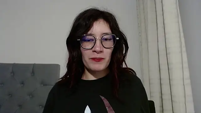 mariana124- online show from 11, 1, 2025