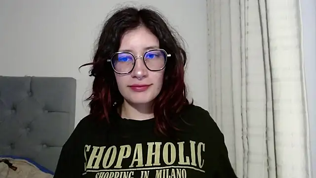 mariana124- online show from 7, 1, 2025