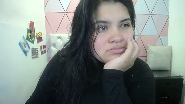 Snapshot of Marinasexxx chatting on 6, 7, 2026 Marinasexxx online show from 6, 7, 2026