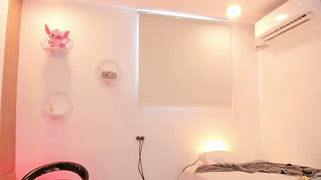 meganrossee69 online show from 5, 5, 2026