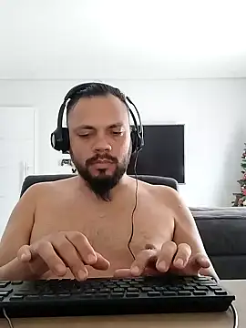 Snapshot of morenindarola chatting on 24, 1, 2025 morenindarola online show from 24, 1, 2025