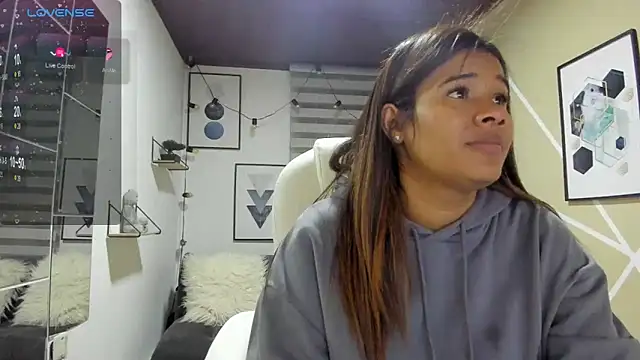 Enma  clark online show from 17, 3, 2026