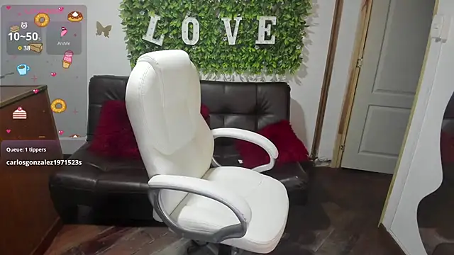 Enma  clark online show from 19, 2, 2025