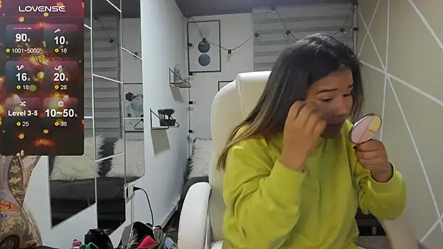 Enma  clark online show from 30, 11, 2025