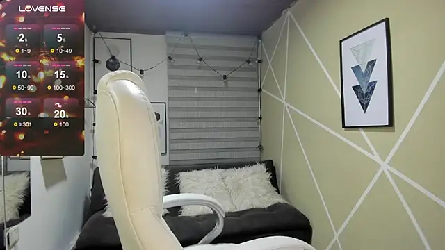 Enma  clark online show from 15, 12, 2025