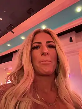 blondiluvsanal online show from 8, 3, 2026