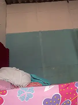 julian670 online show from 18, 4, 2026