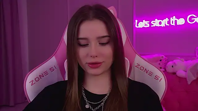 DianaVert online show from 4, 3, 2025