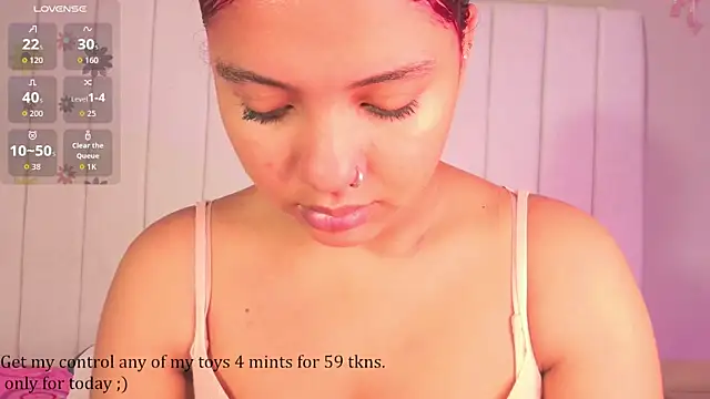 Snapshot of julieta_flower chatting on 24, 2, 2026 julieta flower online show from 24, 2, 2026