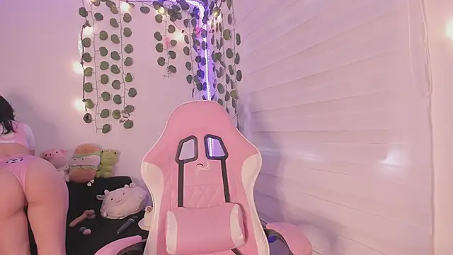 moonliiiight1 online show from 17, 3, 2025