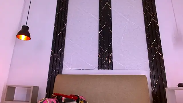 AndreaGil  online show from 28, 2, 2026