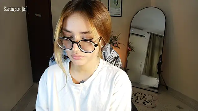 SweetJennaa online show from 10, 7, 2026